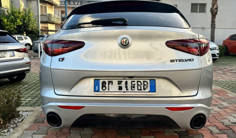 Alfa Romeo Stelvio 2.2 t Sprint Q4 190CV auto Led Uff Italy Pelle USB pieno